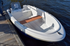 Купить Виза-Яхт Корпусная лодка Виза-Яхт ВИЗА Легант-350 с консолью Типовой цвет у официального дилера со скидкой