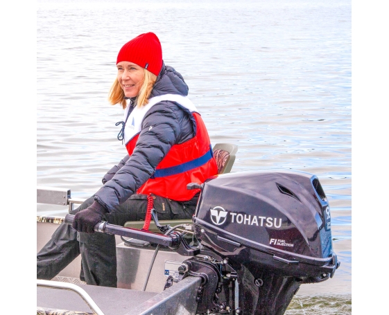 Подвесной лодочный мотор Tohatsu MFS9.9ES