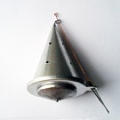 Кормушка зимняя огруженная КОНУС большая метал. 225г арт.9945-002